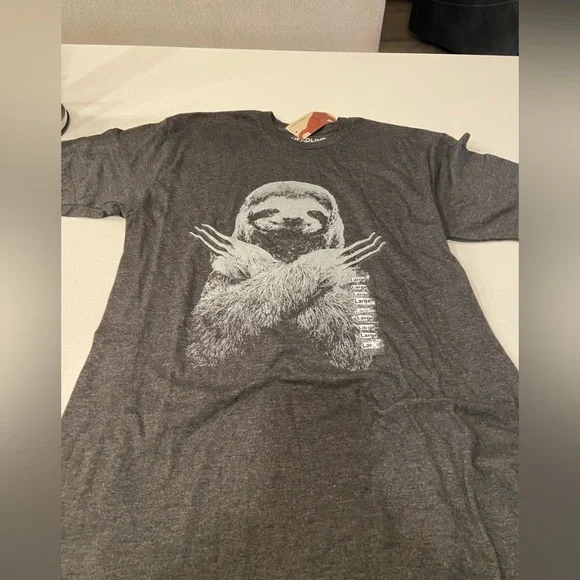 T-shirt bundle, 3 short sleeve t-shirts - Picture 3 of 4